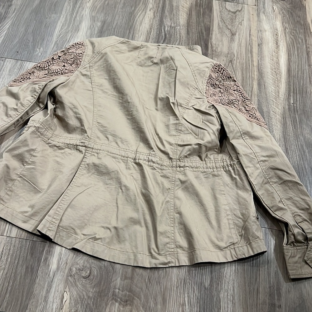 Beige Jacket - Picture 8 of 9